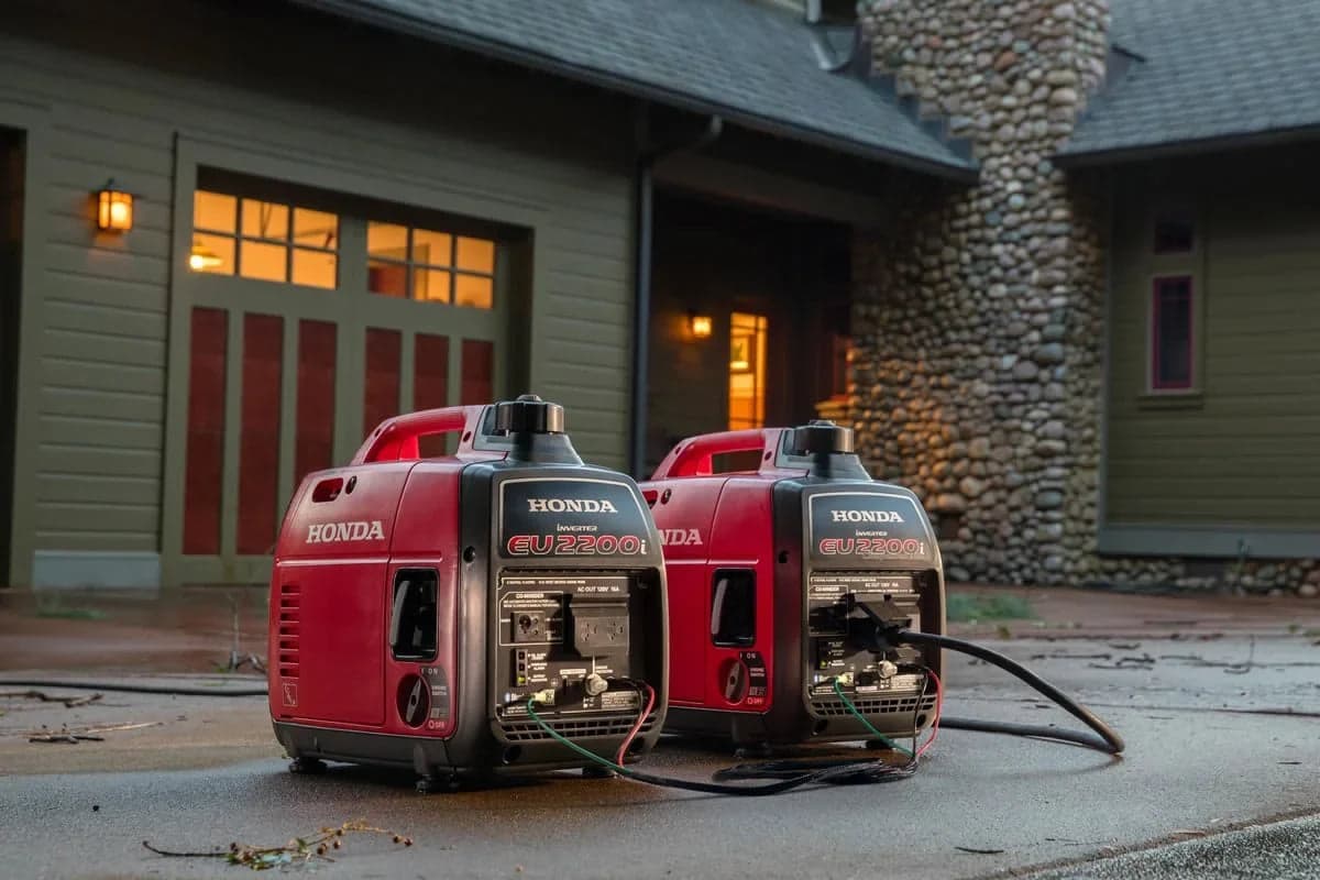 Honda EU2200i Companion Inverter Generators