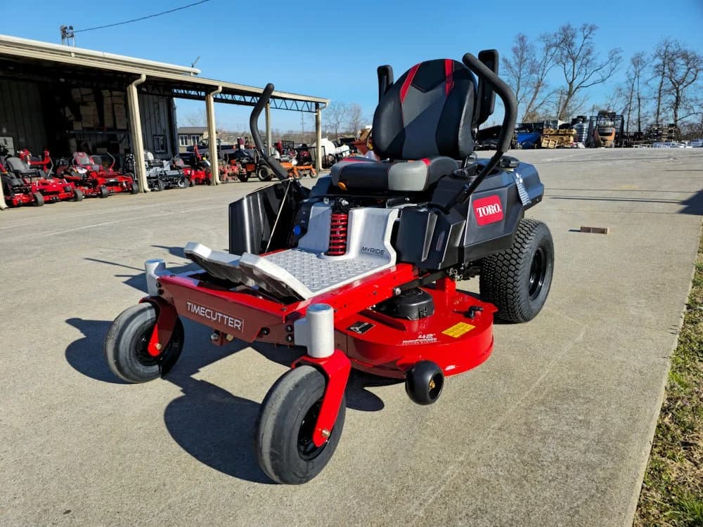 Toro 75747 42" TimeCutter MyRide Zero Turn Mower 22HP Kohlers
